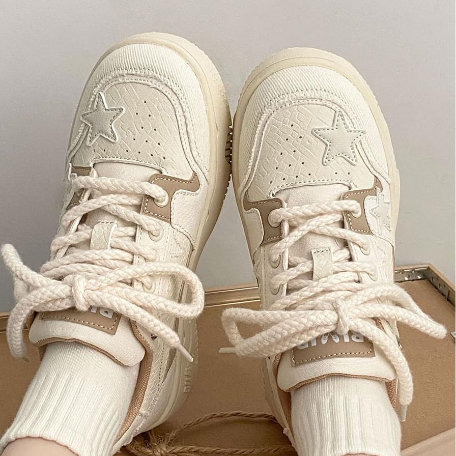 Star Shoes Walking Sneakers for Women - Chunky Platform Y2K Aesthetic Cute Stars Comfort Support US 4-8