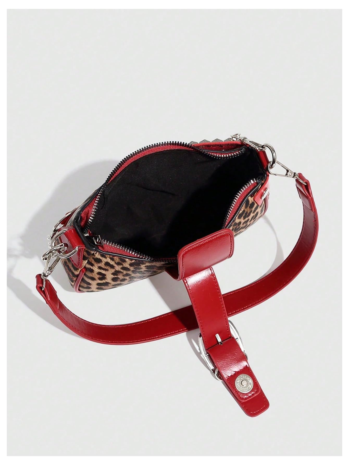 Verdusa Women's Y2k Star Embroidery Shoulder Bag Mini Chain Hobo Handbag Purses