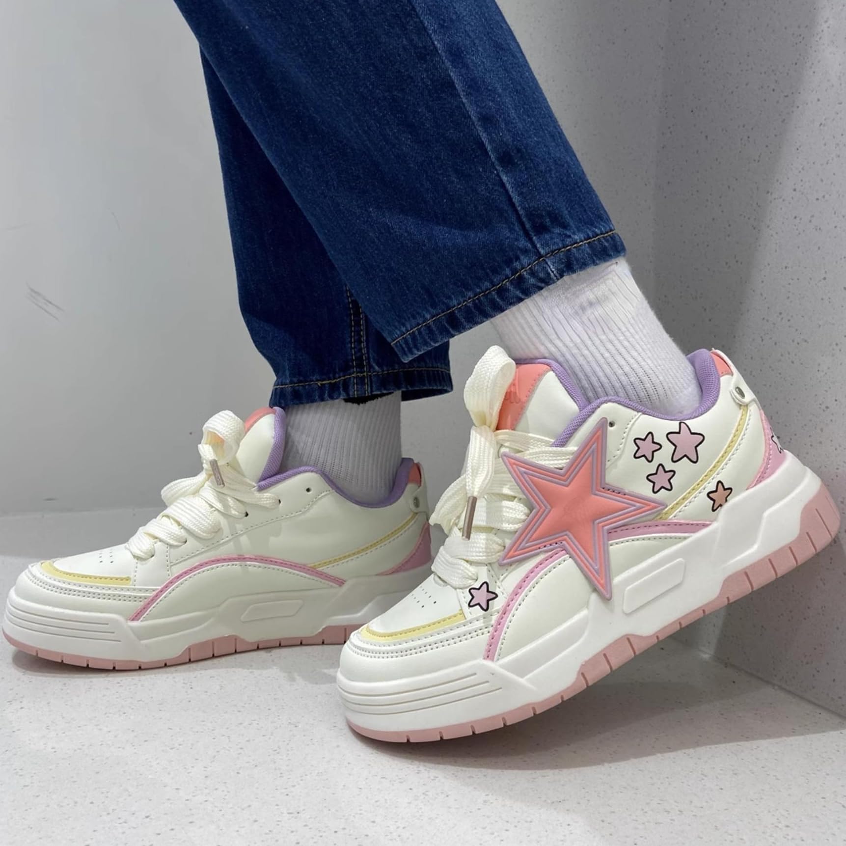 Star Shoes Walking Sneakers for Women Round Toe Y2K Aesthetic Cute Star Detail Comfort Grip US 5.5-8