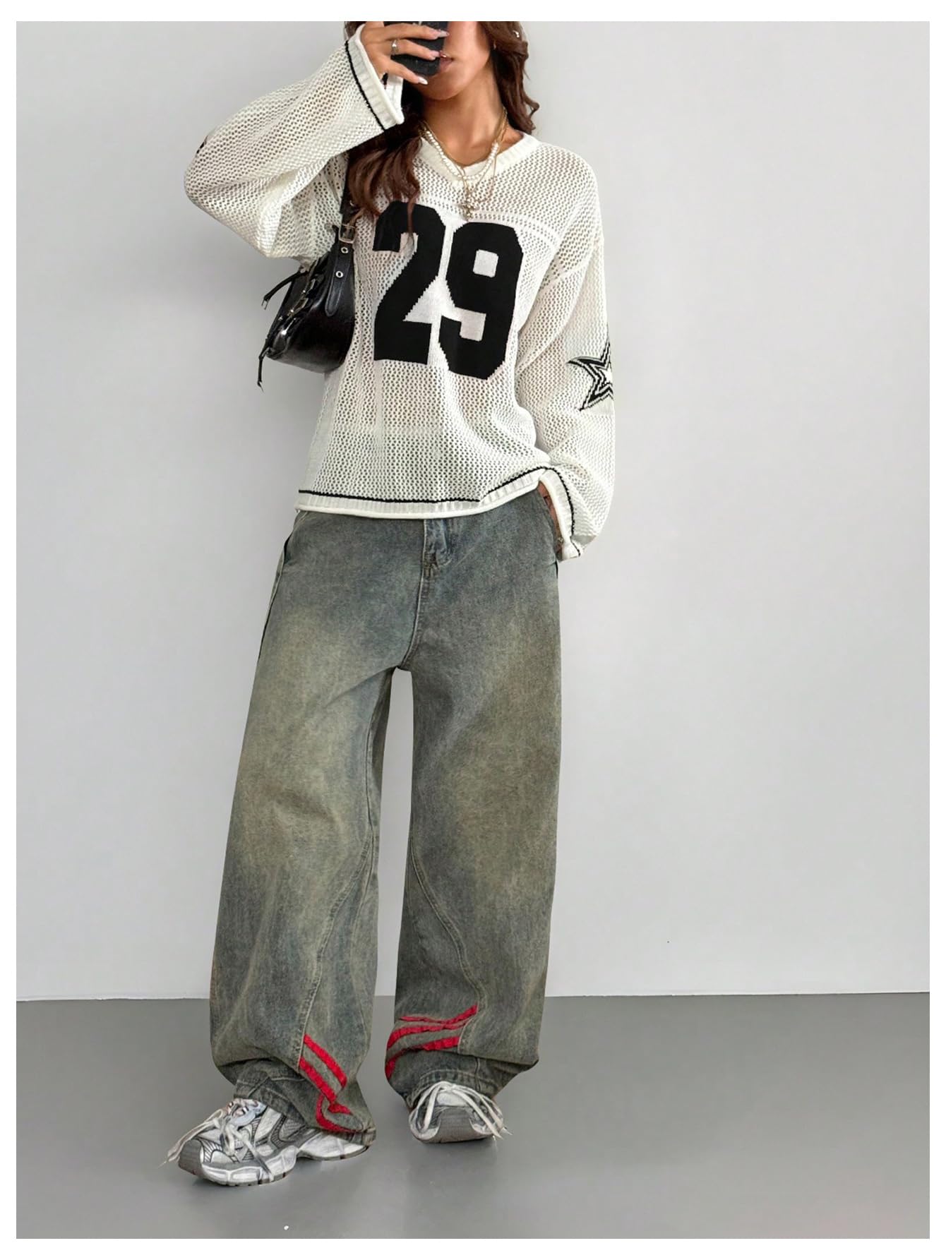 Verdusa Women's Y2k Tops Jersey Shirts Oversized Crochet Graphic Going Out Tops V Neck Pullover Sweater Streetwear
