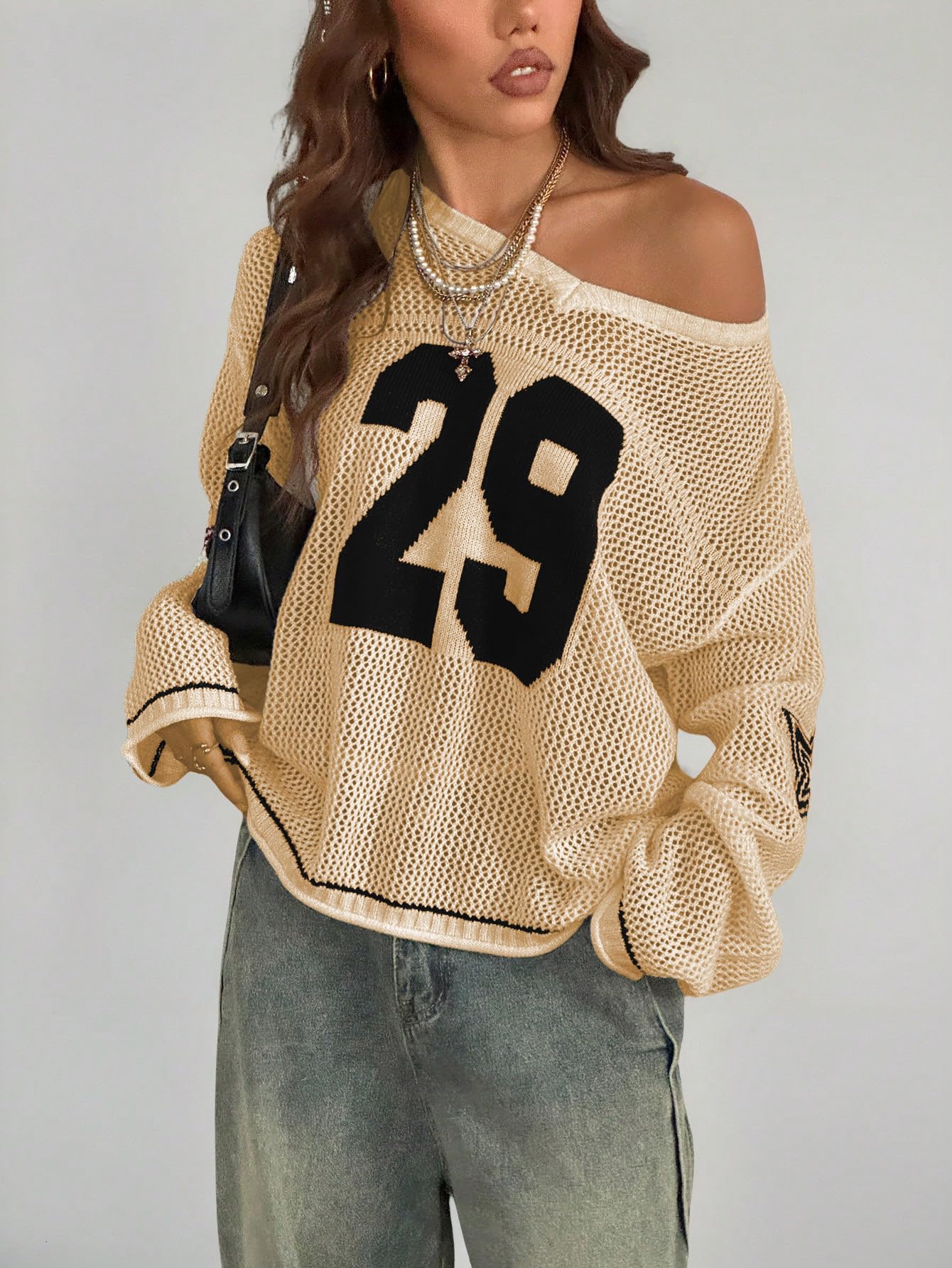 Verdusa Women's Y2k Tops Jersey Shirts Oversized Crochet Graphic Going Out Tops V Neck Pullover Sweater Streetwear
