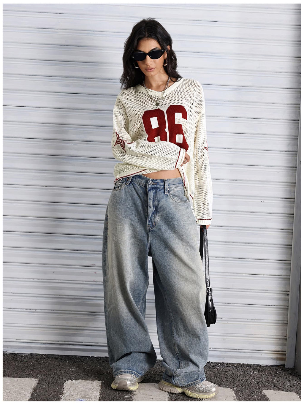 Verdusa Women's Y2k Tops Jersey Shirts Oversized Crochet Graphic Going Out Tops V Neck Pullover Sweater Streetwear