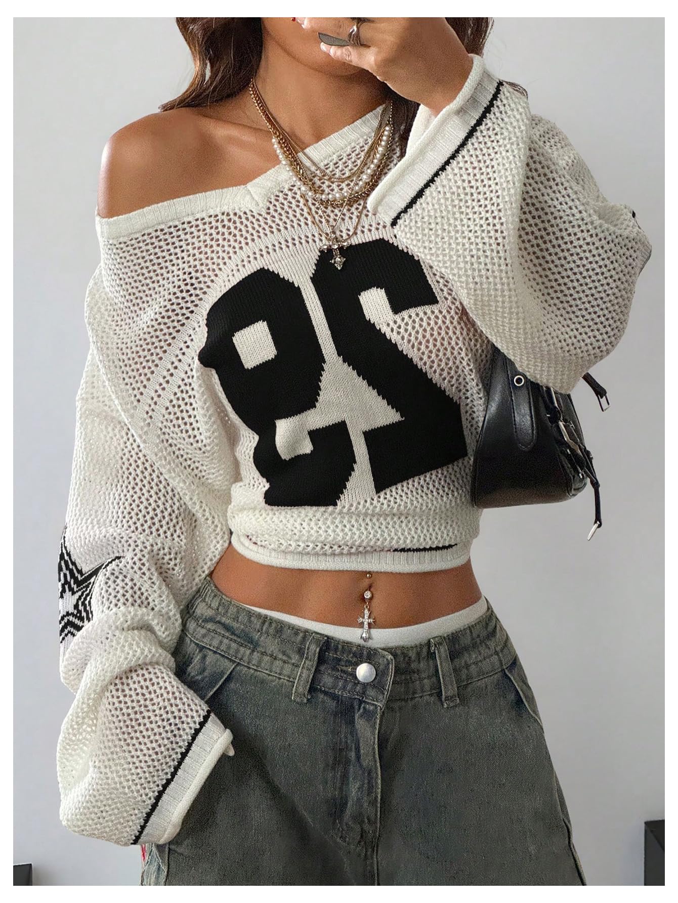 Verdusa Women's Y2k Tops Jersey Shirts Oversized Crochet Graphic Going Out Tops V Neck Pullover Sweater Streetwear