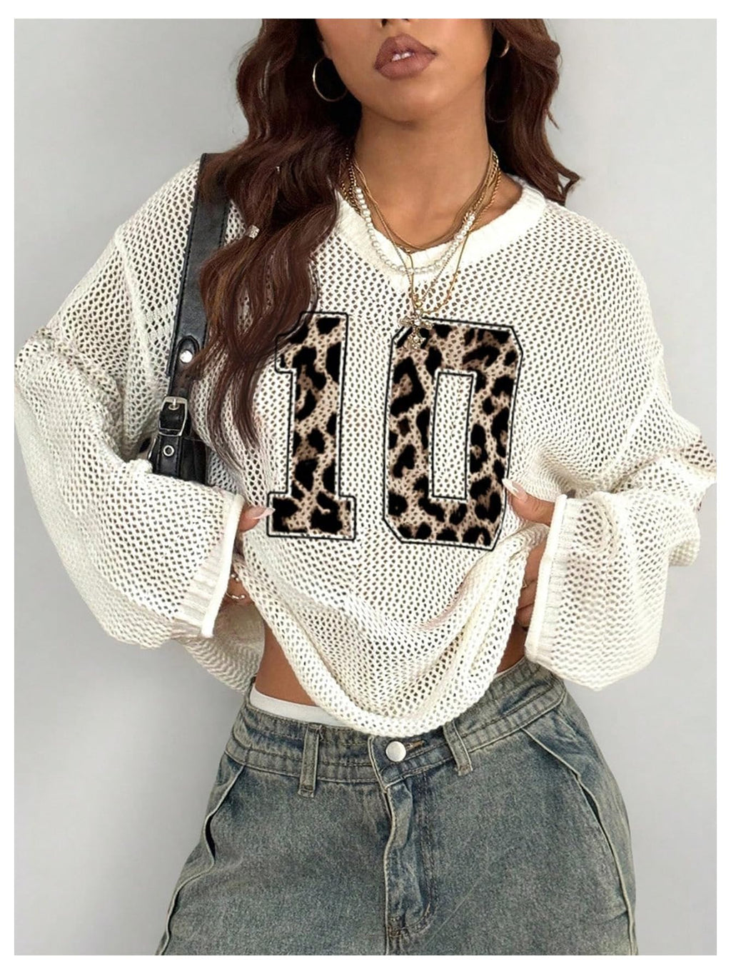 Verdusa Women's Y2k Tops Jersey Shirts Oversized Crochet Graphic Going Out Tops V Neck Pullover Sweater Streetwear