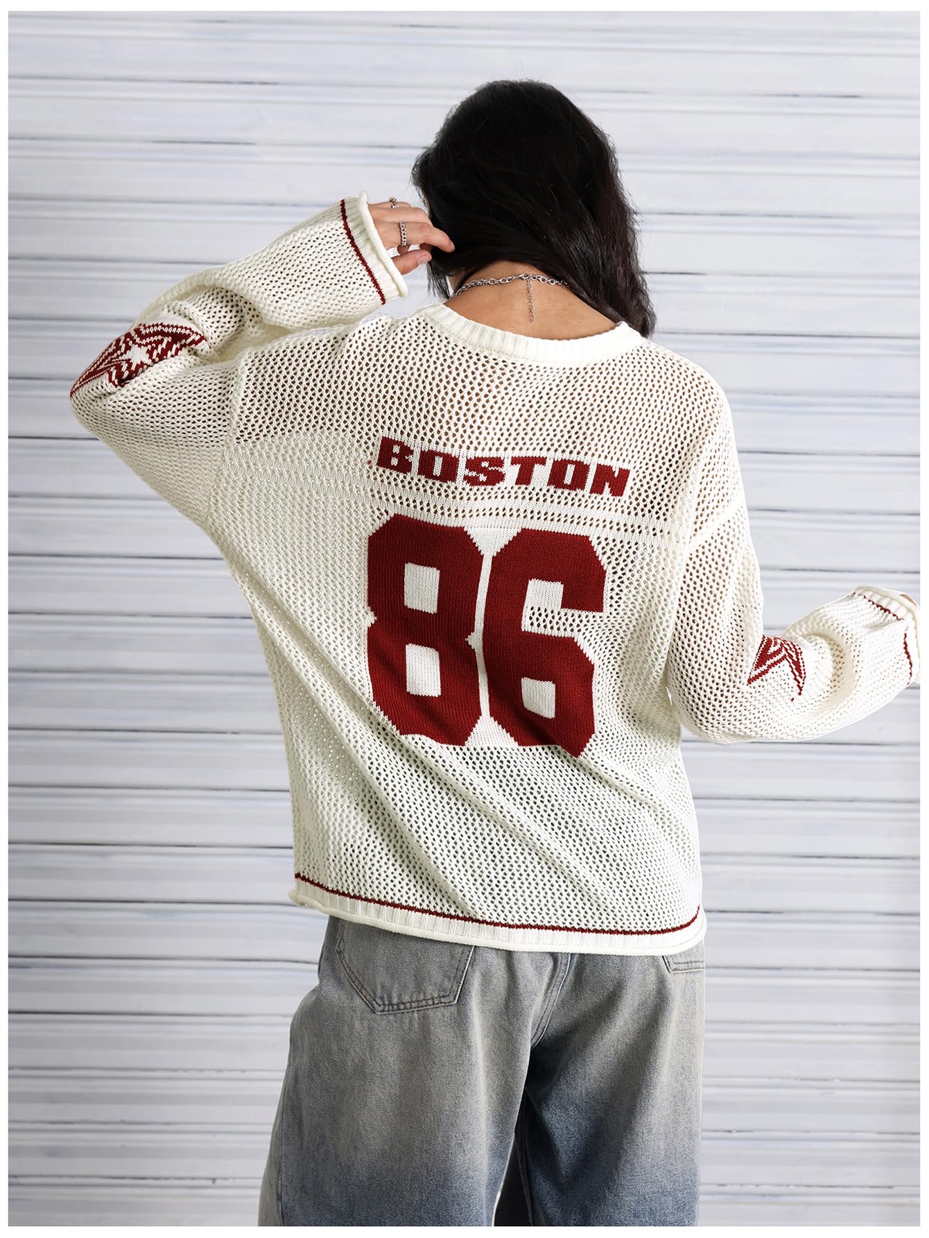 Verdusa Women's Y2k Tops Jersey Shirts Oversized Crochet Graphic Going Out Tops V Neck Pullover Sweater Streetwear